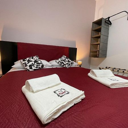 A Bone Guest House Catania Ngoại thất bức ảnh