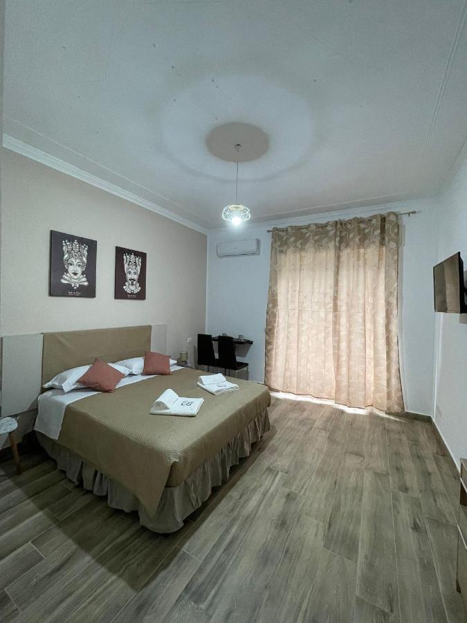 A Bone Guest House Catania Ngoại thất bức ảnh