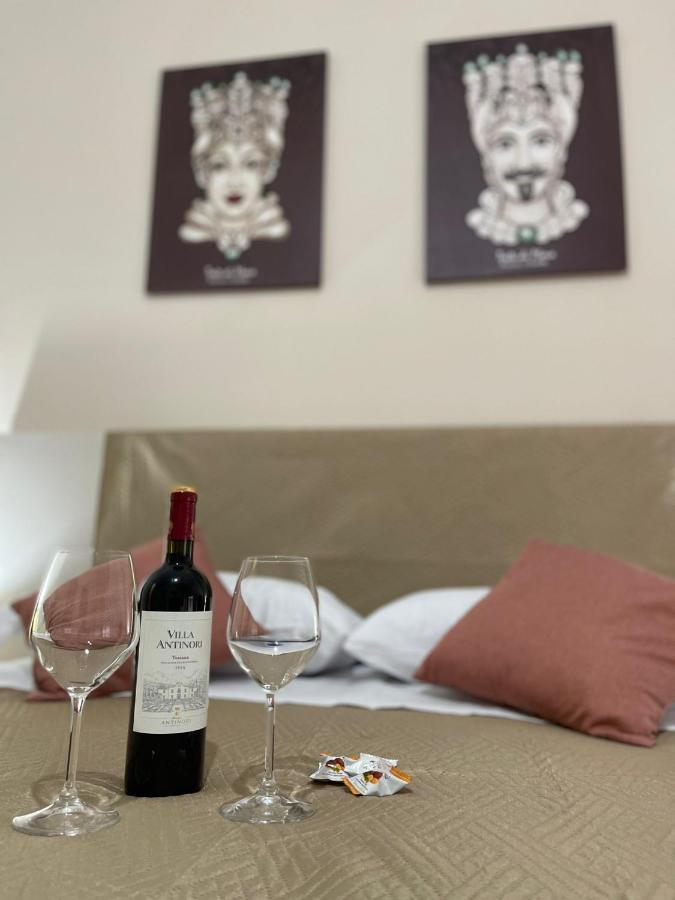 A Bone Guest House Catania Ngoại thất bức ảnh