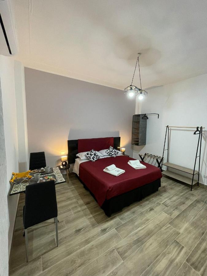 A Bone Guest House Catania Ngoại thất bức ảnh